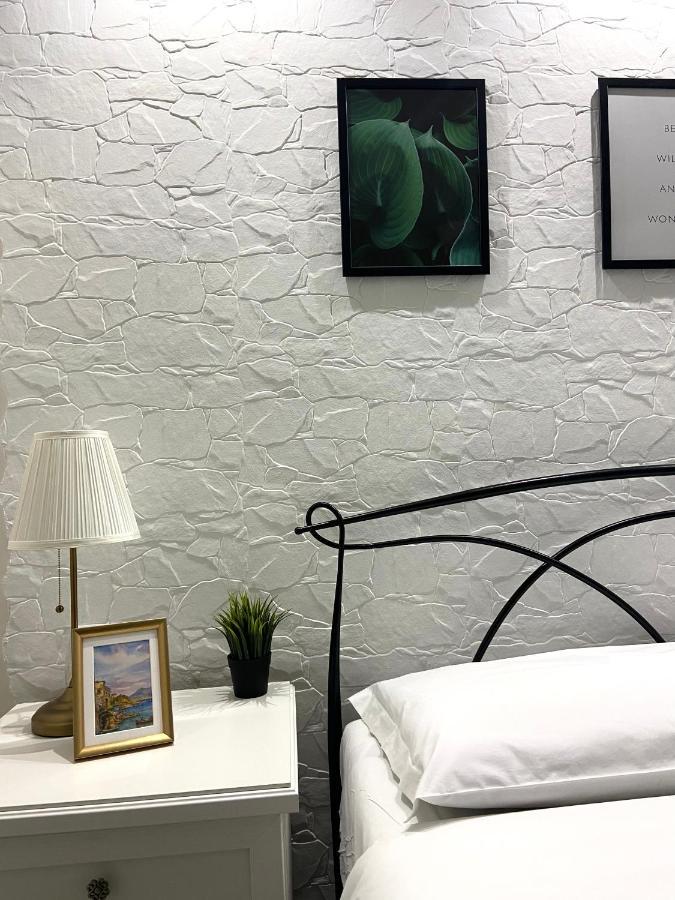 Appartement Carmelina 20 à Naples Extérieur photo